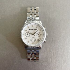 MICHAEL KORS WOMEN’S CHRONOGRAPH WATCH